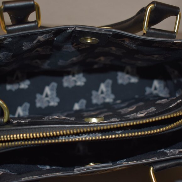 Loungefly Alice In Wonderland Line Art Crossbody Purse - Picture 10 of 11